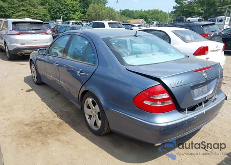 2003 Mercedes-Benz E 500 z USA, uszkodzony, nr VIN WDBUF70J83A158343